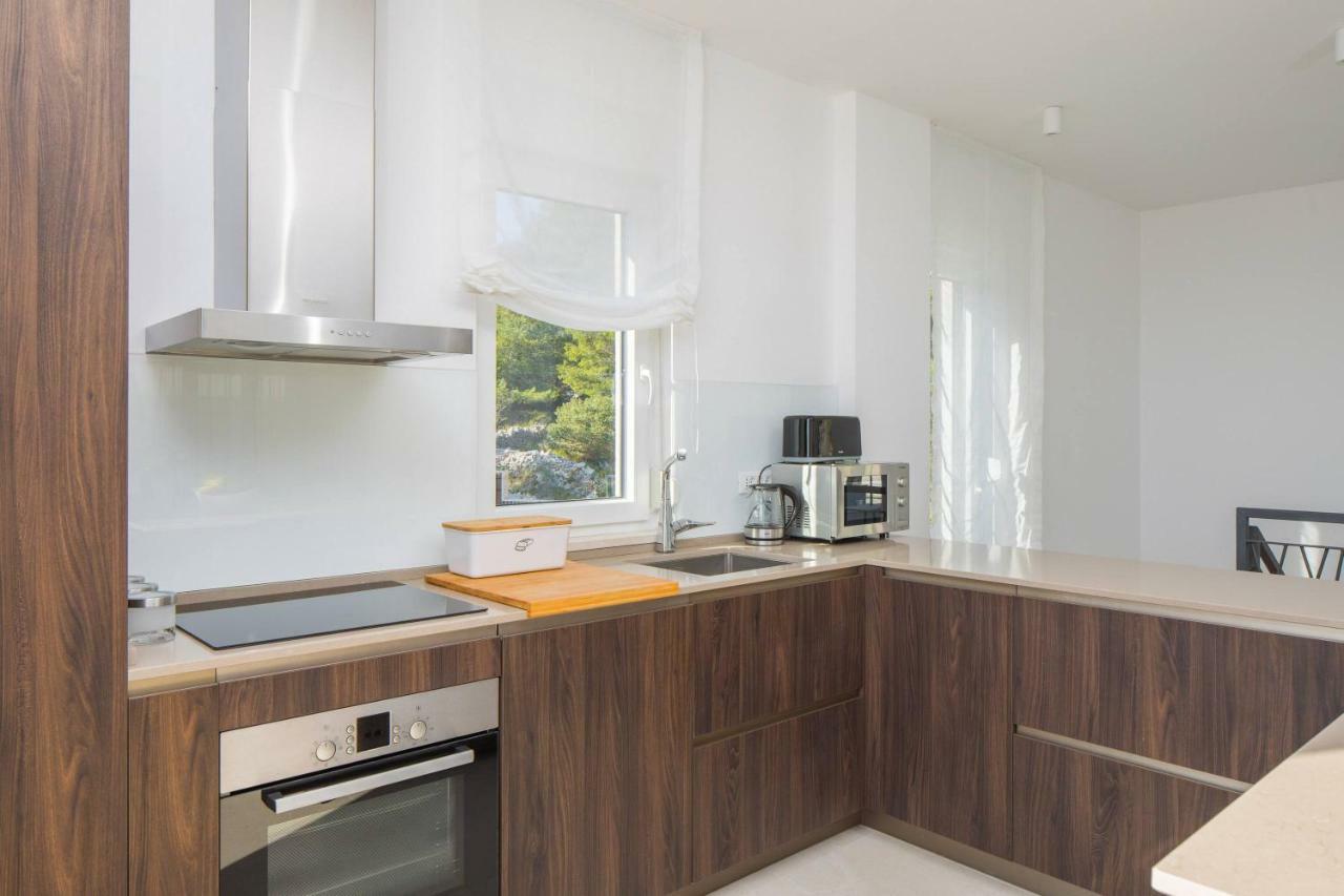 Luxury Villa Lucice View Milna  Εξωτερικό φωτογραφία