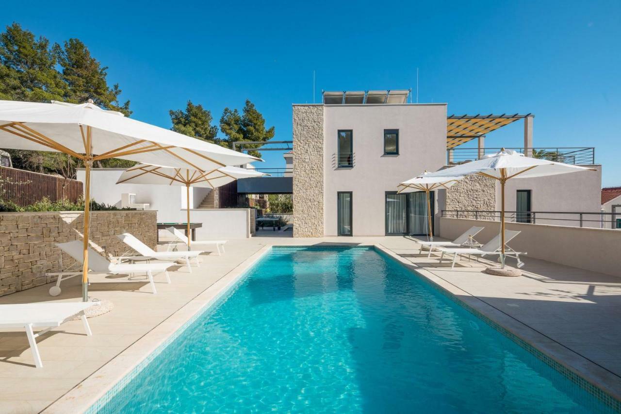 Luxury Villa Lucice View Milna  Εξωτερικό φωτογραφία